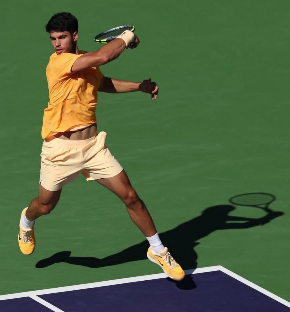 ألكاراز يواصل التألق ويبلغ نصف نهائي إنديان ويلز