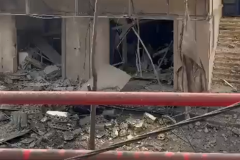 بالفيديو - قتلى وجرحى في غارة على كفرصير