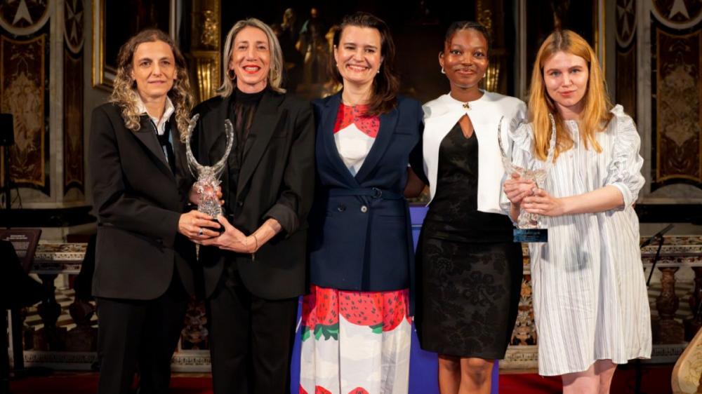 مشروع فنيّ بولنديّ - غانيّ يفوز في 