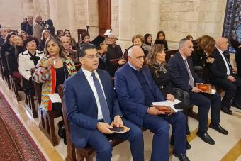مرقص يشارك في زياح الصليب في بكركي