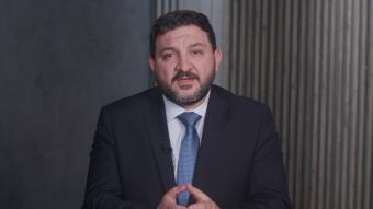 رامي نعيم في "رمية مع رامي"... إلى محمود قماطي: أمام هؤلاء الثلاثة تخرس أنت