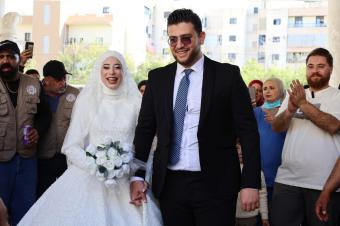 عرسٌ في قلب نزوح صيدا… حين ينتصر الحب في زمن الحرب