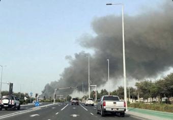 إصابة شخص إثر سقوط شظايا على منطقة صناعية في أبوظبي