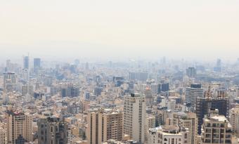بلومبيرغ: 57% من المباني المتضررة بطهران مرتبطة بالجيش والصناعات الدفاعية