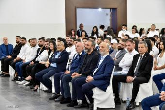 من خلال لقاء جعجع وطلاب "القوات" في معراب