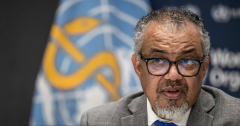 مدير الصحة العالمية يصل إلى بؤرة تفشي إيبولا في الكونغو لتفقد جهود الاستجابة