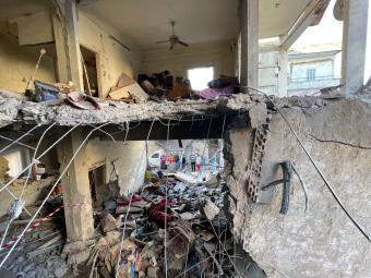إخلاء بناية الجزائر في القياعة - صيدا... بعد استهدافها وخطورة انهيارها