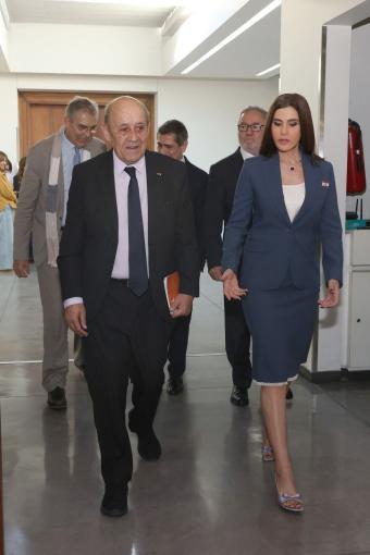لودريان من معراب: فرنسا متمسكة بسياساتها الثابتة تجاه لبنان