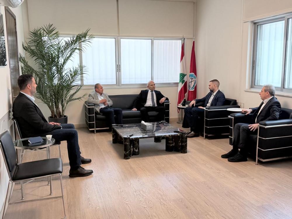 Taymour Jounblatt Meets Officials