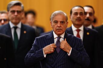 رئيس الوزراء الباكستاني: اقتربنا من التوصل إلى اتفاق سلام نهائي خلال الساعات المقبلة