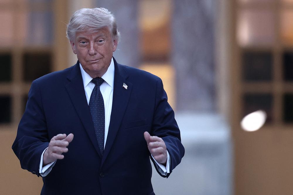 من تنصيب ريغان إلى عيد ميلاد ترامب: هيكلية النظام الإيراني ووظيفته