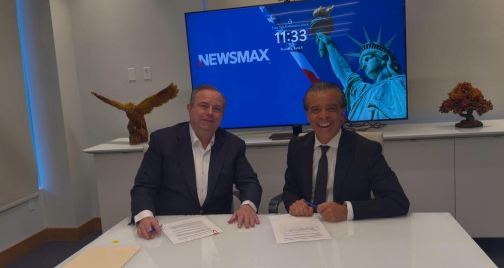 Newsmax تراهن على خبرة وليد حرفوش لتعزيز حضورها