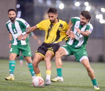 الأنصار يغرد وحيداً في الصدارة