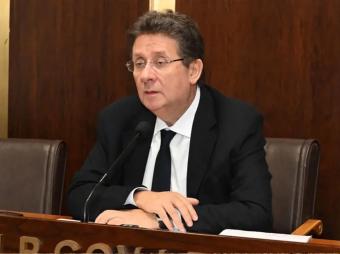 لجنة المال أقرّت "الإقامة الذهبية" لغير المقيمين