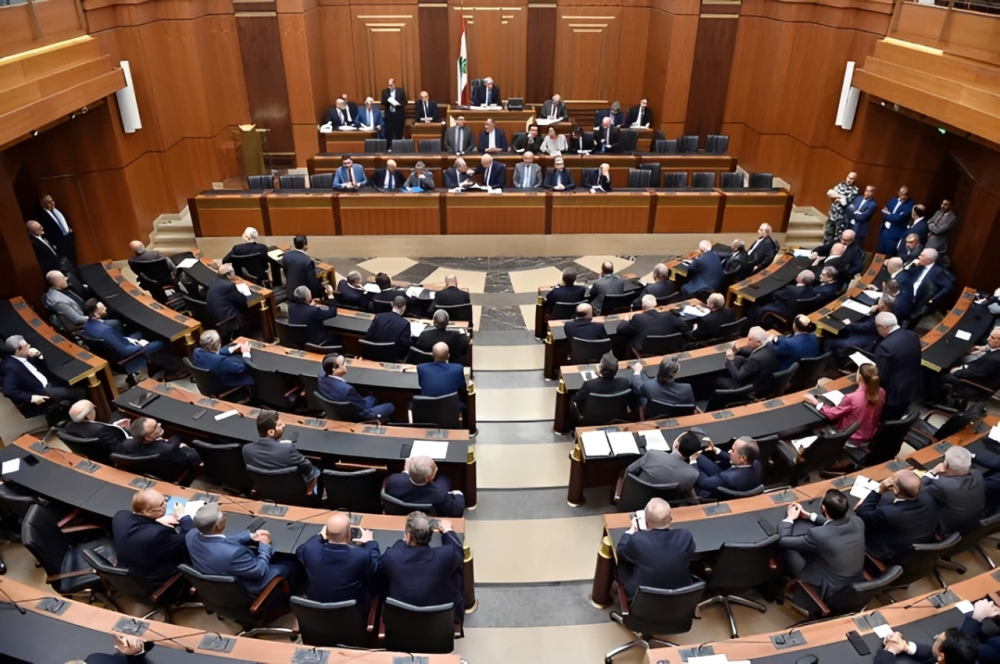 التشريع بعد عاشوراء... والعفو ينتظر التوافق