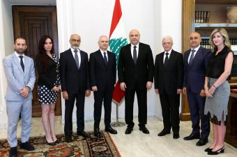 رئيس حزب "حركة التغيير" إيلي محفوض على رأس وفد في بعبدا