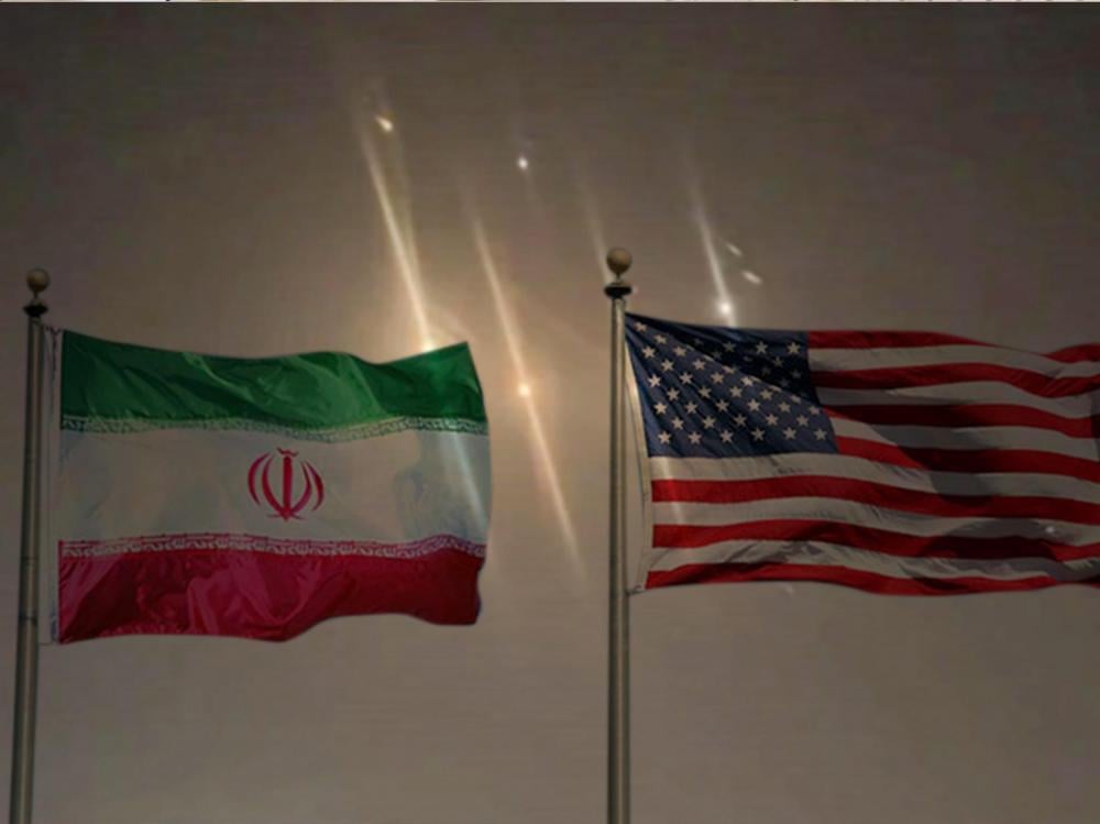 عودة القصف المتبادل بين واشنطن وطهران قبيل دفن خامنئي