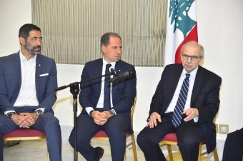 الجميّل من السراي: من يجرّ البلد إلى الويلات عليه أن يصمت