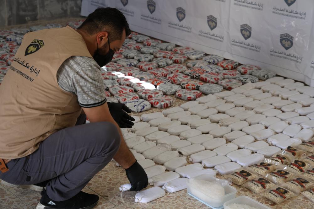 إدارة مكافحة المخدرات في سوريا تضبط شحنة مخدرات مصدرها لبنان
