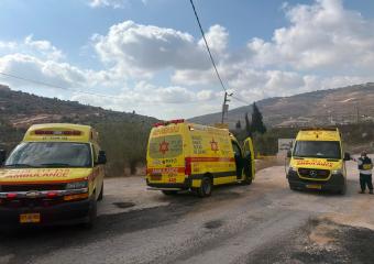 حادث إطلاق نار قرب حفات جلعاد يسفر عن إصابة إسرائيلي وثلاثة فلسطينيين
