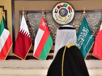 "مجلس التعاون" يصف الهجمات الإيرانية على البحرين والكويت والأردن بـ"جرائم حرب"