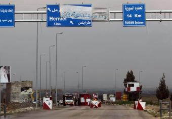 أحد المعابر بين لبنان وسوريا