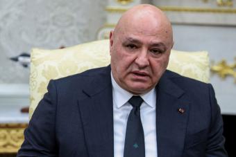 مسح الدماء لا يكفي... المطلوب إيقاف النزيف