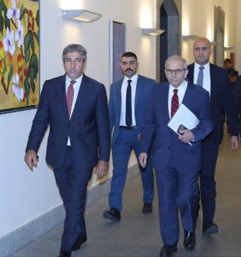 الحكومة تقرّ ورقة الكهرباء وتطلب إصدار المراسيم التنفيذية