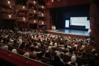 "مهرجان دمشق للشعر" يكرّم الشاعر شوقي بزيع