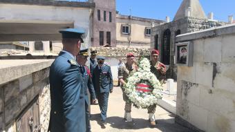 بالصور: في ذكرى شهداء الجيش... تكريم حنا سعيد في القليعة