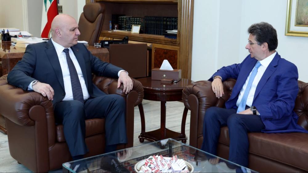 كنعان: قانون الانتظام المالي أساس لاسترداد الودائع