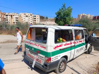 أضرار في سيارات إسعاف جمعية الرسالة أثناء سحب الإصابات في النبطية