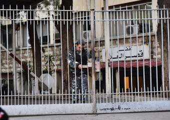 المادة 31 بعد التعديل: هل تضمن حق المصارف في الطعن ووقف تنفيذ القرار ؟