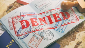 إدارة ترامب تعتزم إلغاء تأشيرات أجانب تقدموا بطلبات لجوء في أميركا