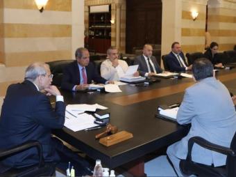 سلام يبحث تزويد معامل الكهرباء بالغاز وتطوير الإنتاج