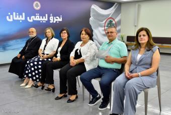 جعجع يستقبل وفد دير ميماس ويؤكد دعم صمود أهالي الجنوب