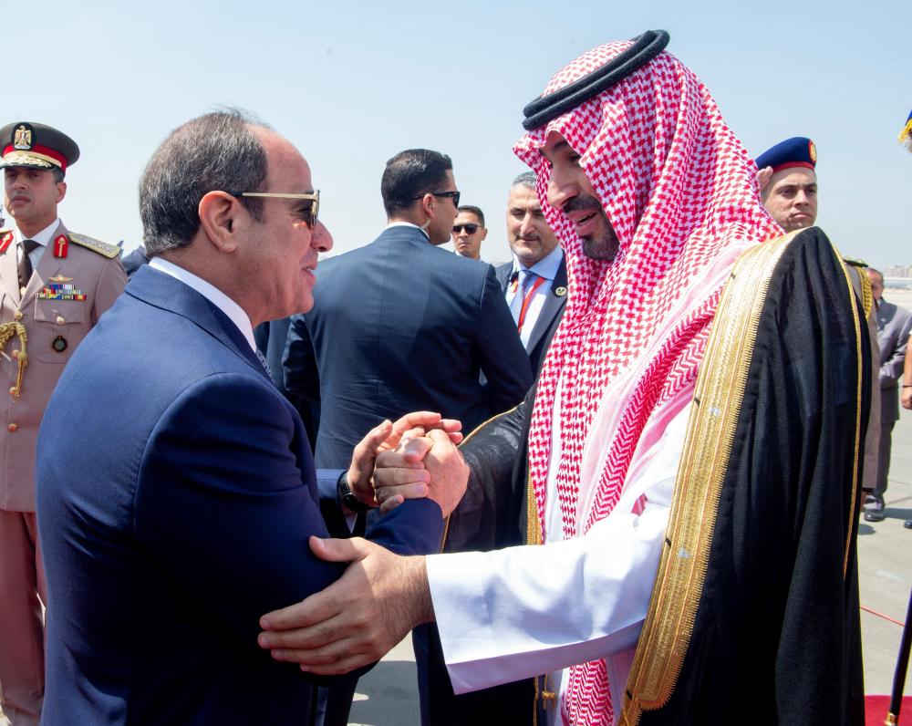 السيسي وبن سلمان... المضائق تقرع طبول المواجهة؟