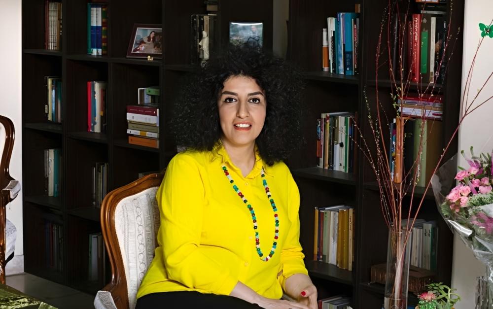 الناشطة الإيرانية نرجس محمدي توثّق سنوات السجن والنضال في كتاب
