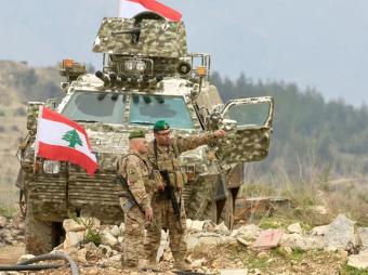 الجيش يدفع ثمن الجمهورية... بالدم والراتب