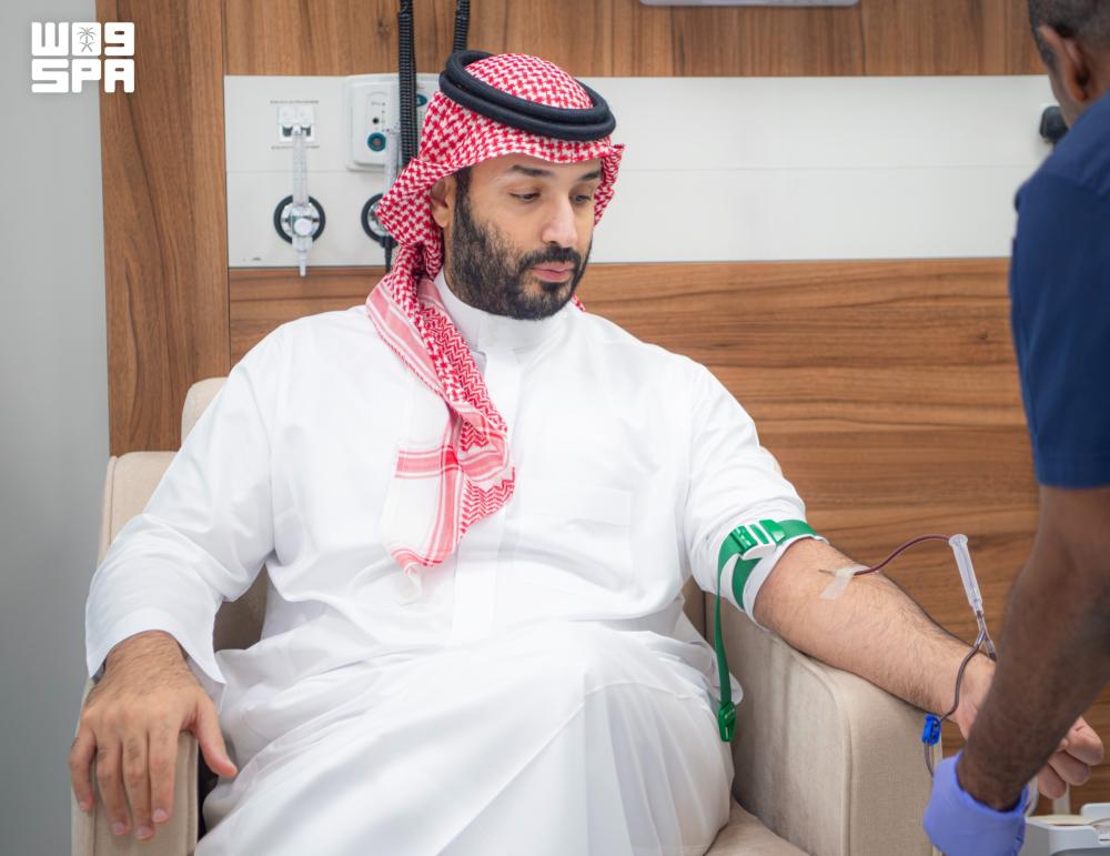 محمد بن سلمان يتبرع بالدم ويطلق الحملة الوطنية السنوية لعام 2026