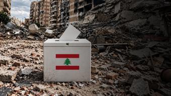 وسط الحرب والغلاء... "أرنب" انتخابي من قبعة "الثنائي"