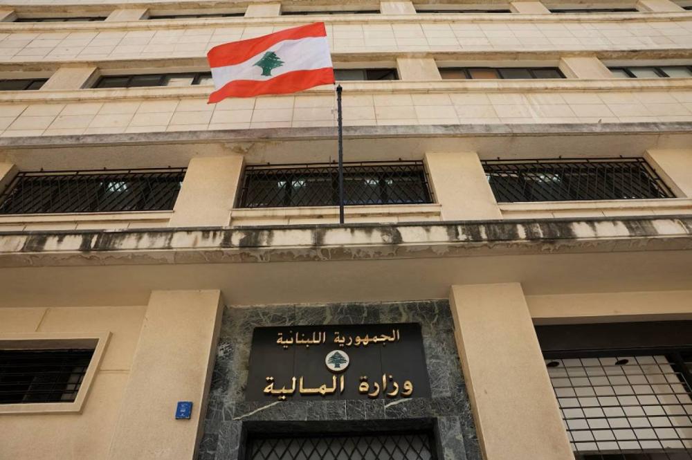 مؤسسات عامة لا تدفع الفواتير وتُبقي اللبنانيين أسرى العتمة والمولّدات