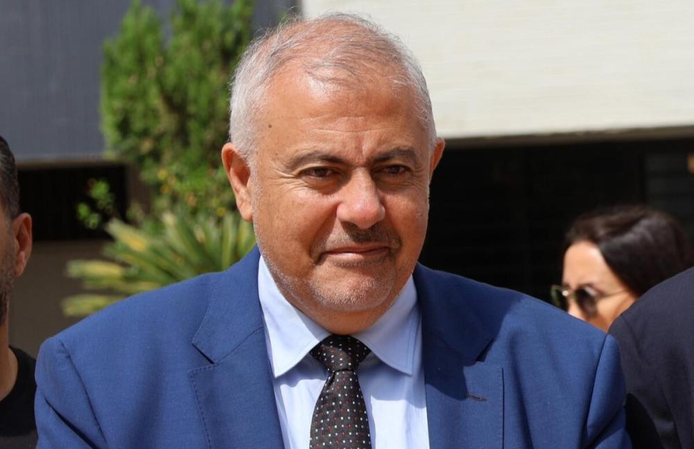 محافظ بيروت يصدر قرارًا بإقفال مطعم على خلفية تسجيل حالات تسمّم