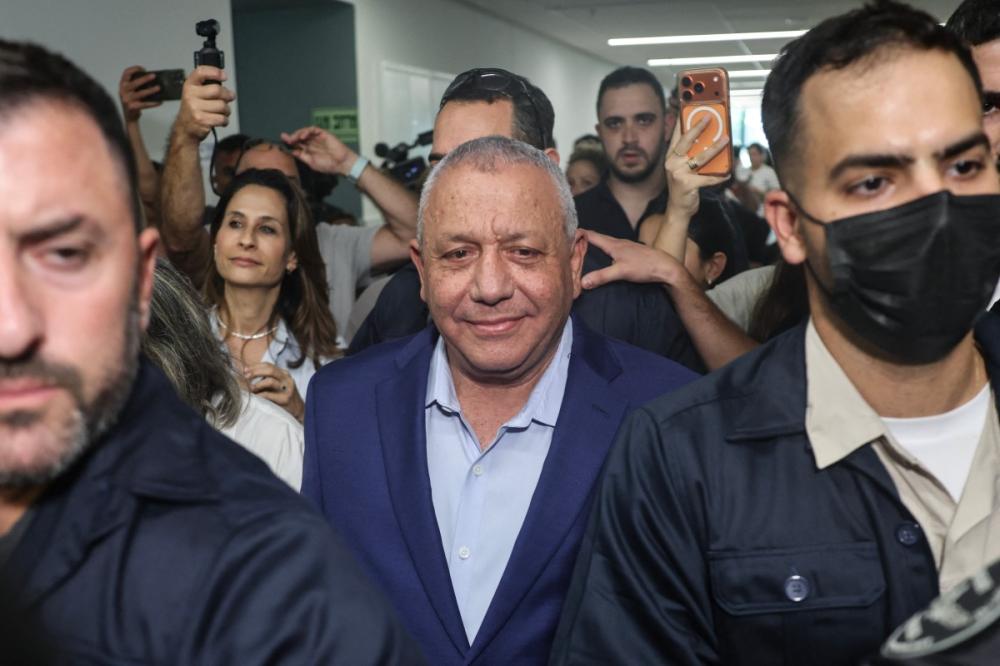 آيزنكوت بعد استطلاعات الانتخابات: الإسرائيليون سحبوا ثقتهم من نتنياهو