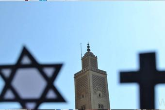 نظرة الأديان الإبراهيمية في وهب أعضاء الإنسان
