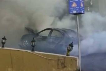 بالصورة: احتراق سيارة وانفجارها في الدكوانة