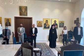 المطران عودة لوفد طلاب القوات: من يخاف الحقيقة يلجأ للحصانات