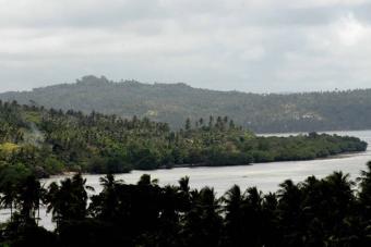 هزة أرضية بقوة 5.8 درجة تضرب جزر تانيمبار في جنوب إندونيسيا