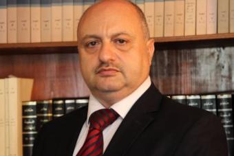زخور: لحماية مكاتب المحامين والمهن من مشروع تحرير الايجارات