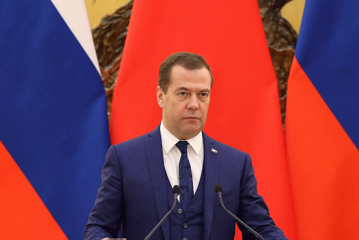 مدفيديف يحدّد الجهة المستفيدة من تخلي أوروبا عن الغاز الروسي